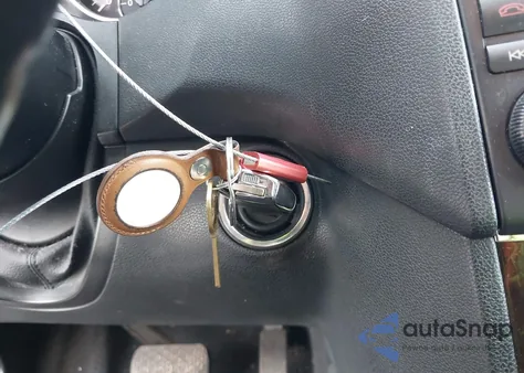 2011 Mercedes-Benz Ml 350 4Matic z USA, uszkodzony, nr VIN 4JGBB8GB8BA686659